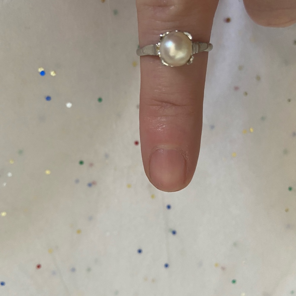 Pearl ring